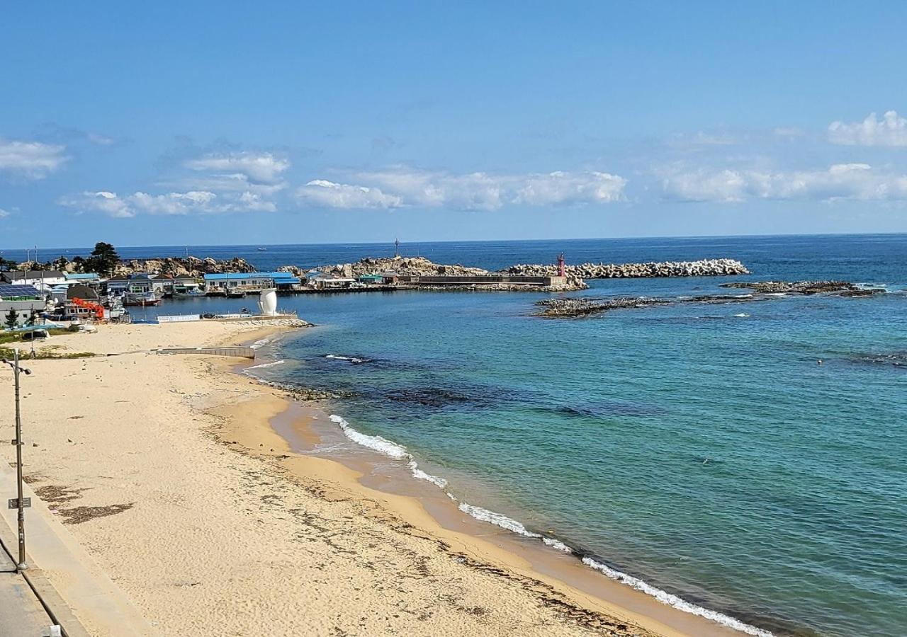 Villa Seaside Minbak Goseong  Esterno foto