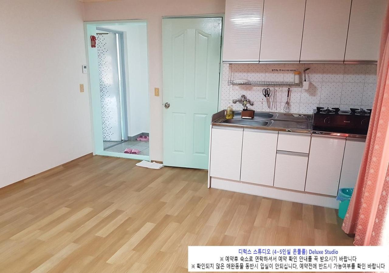 Villa Seaside Minbak Goseong  Esterno foto